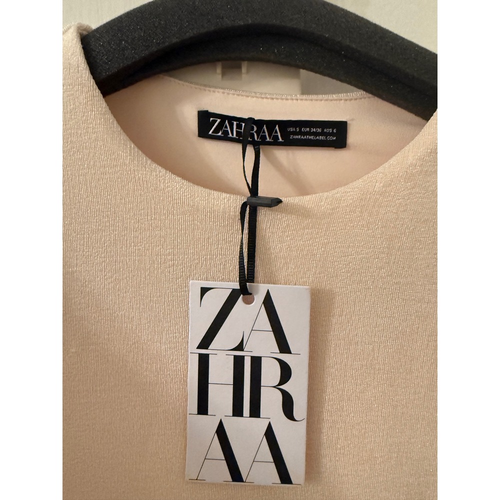 Zahraa The Label Cora Short Sleeve Body Shirt Modest Nude Crew Neck Top Small - Picture 5 of 5